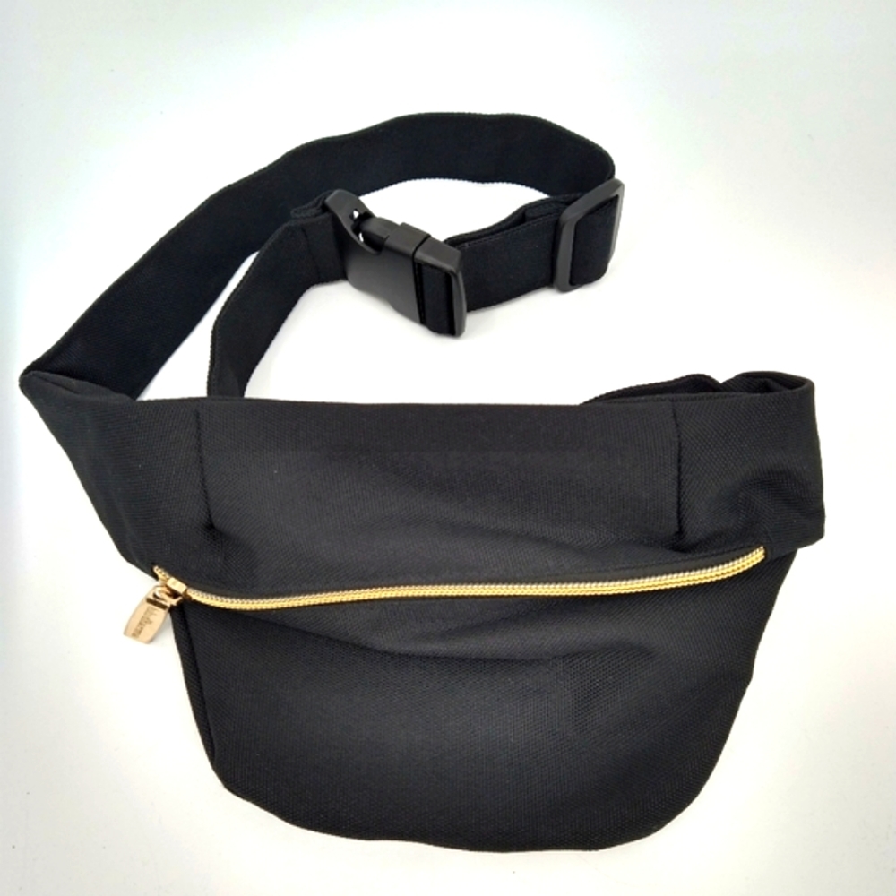 Lulu Dharma Classic Black Fanny Pack NWOT